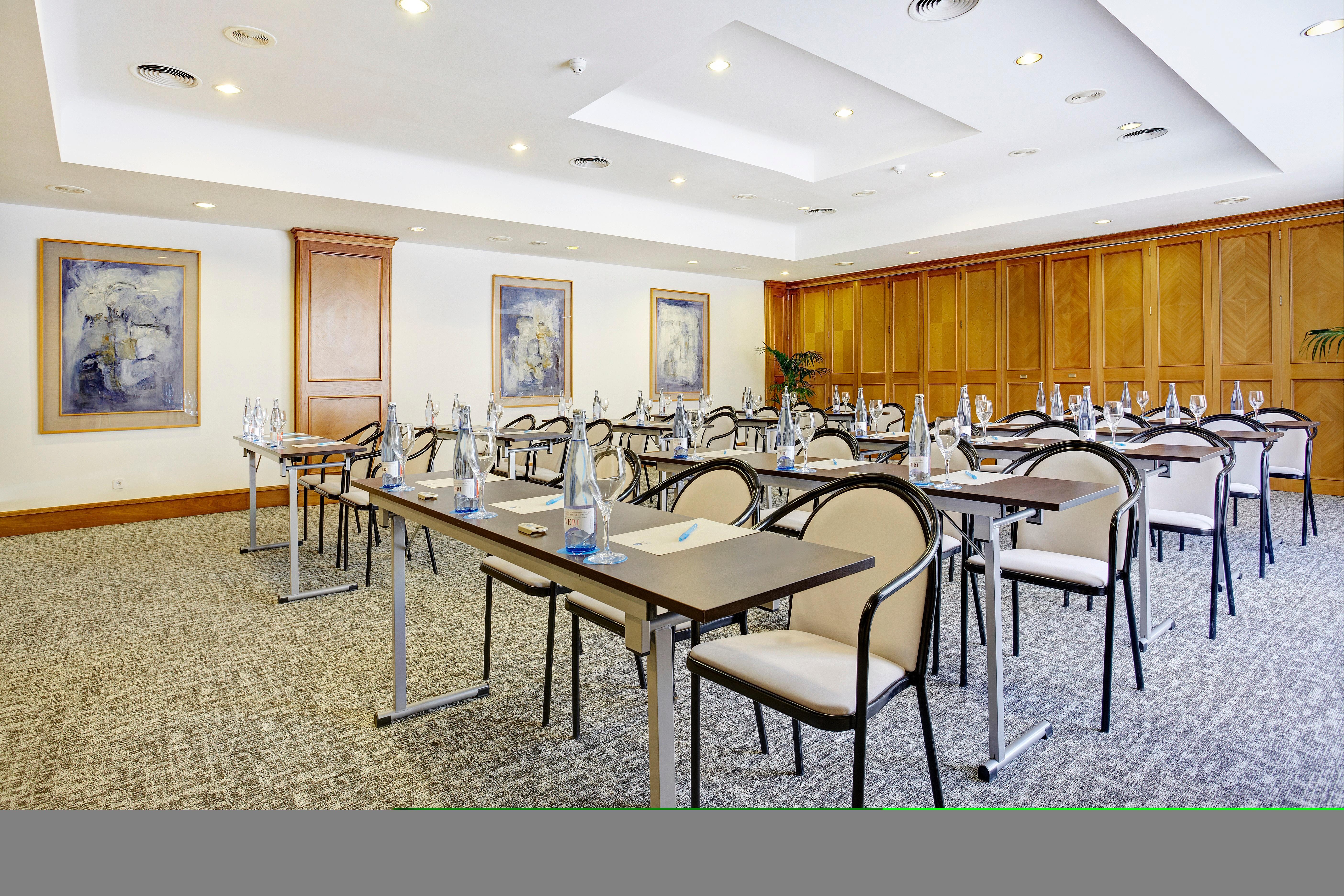 Grupotel Parc Natural & Spa Platja de Muro Εξωτερικό φωτογραφία Meeting room