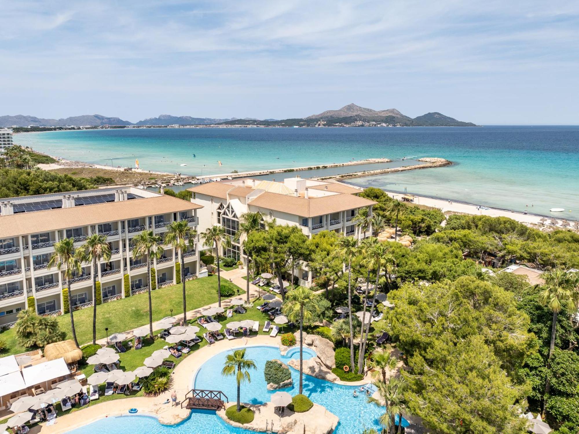 Grupotel Parc Natural & Spa Platja de Muro Εξωτερικό φωτογραφία Aerial view of the resort