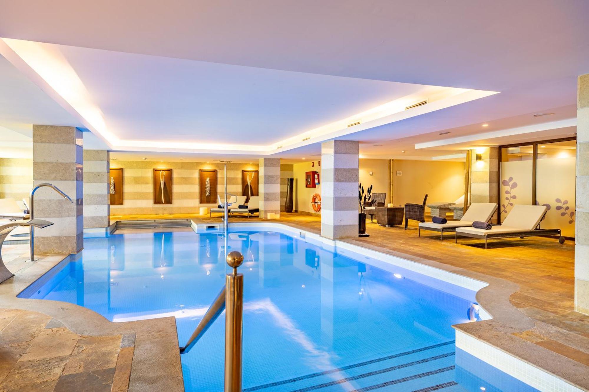 Grupotel Parc Natural & Spa Platja de Muro Εξωτερικό φωτογραφία The swimming pool at the hotel