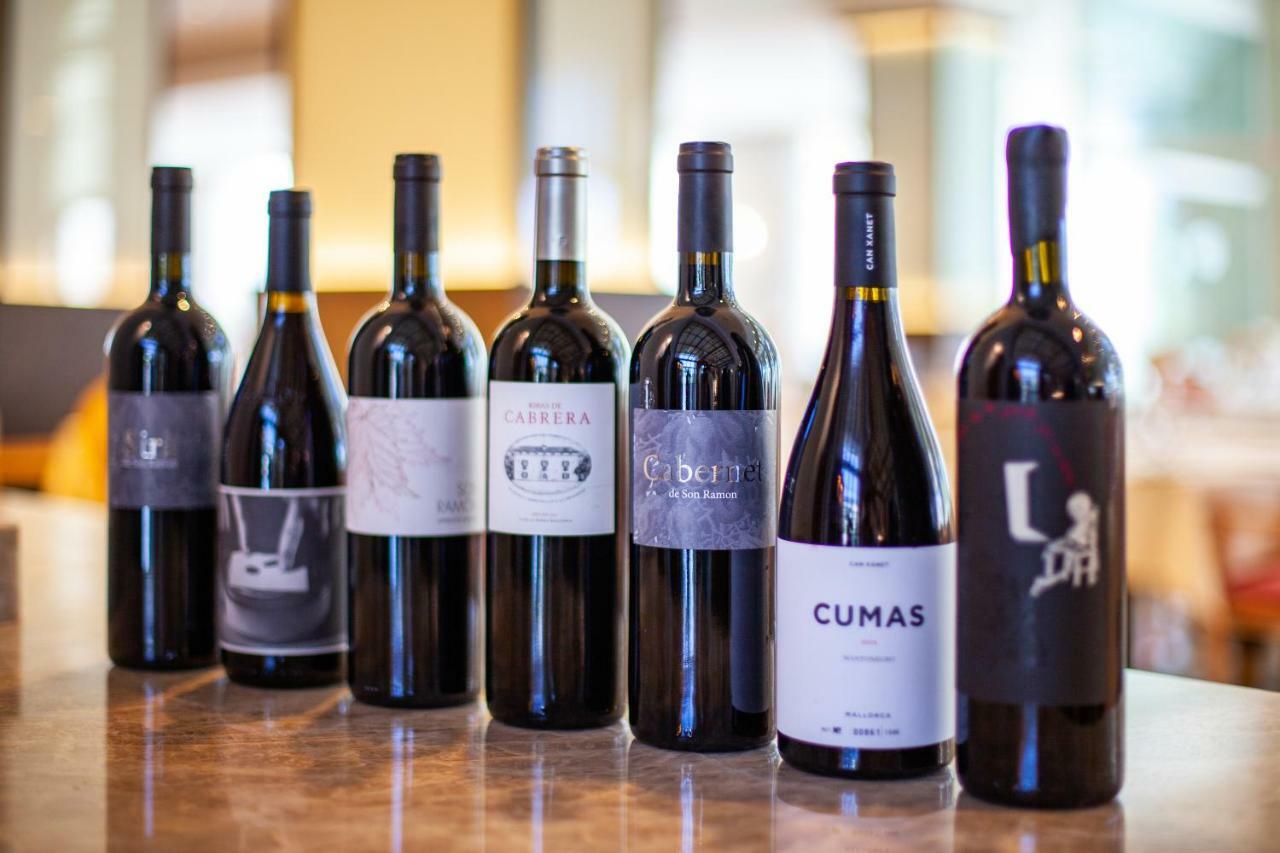 Grupotel Parc Natural & Spa Platja de Muro Εξωτερικό φωτογραφία A selection of California wine